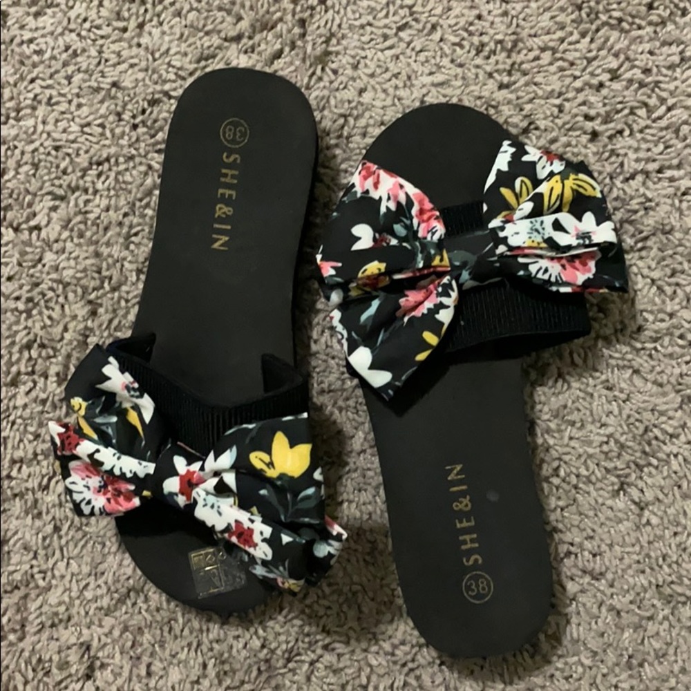 Black sandals